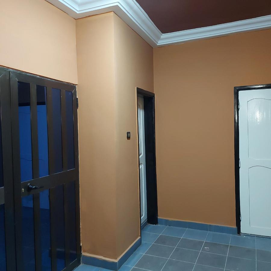Royal Blue Guest House & Bar Lomé Zewnętrze zdjęcie