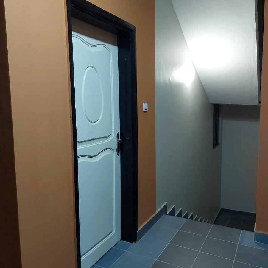 Royal Blue Guest House & Bar Lomé Zewnętrze zdjęcie